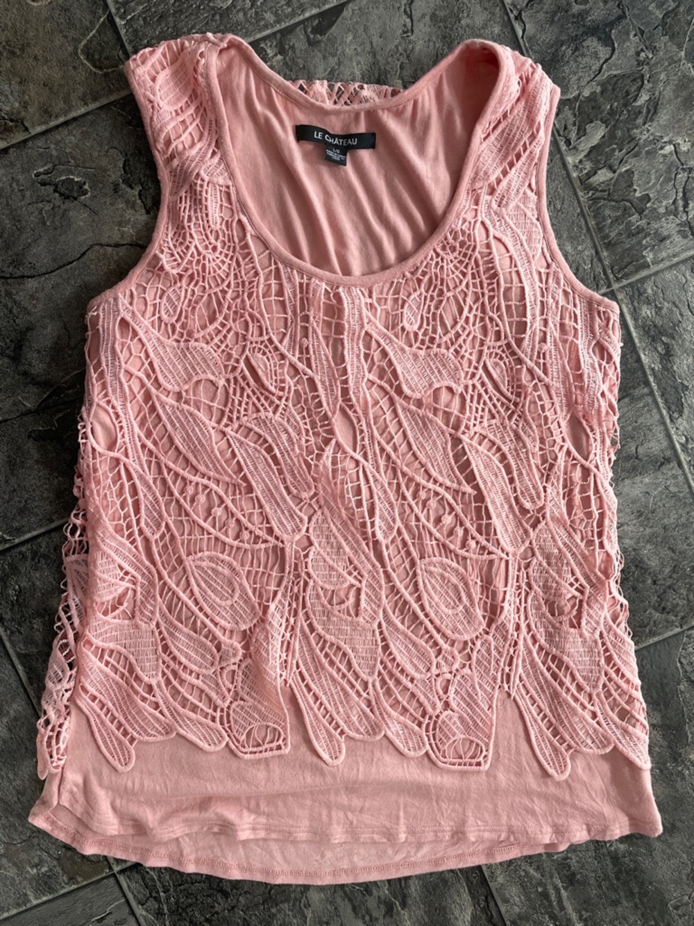LE CHATEAU Blush Pink Crochet Lace Sleeveless Coquette Balletcore Resortwear Top
